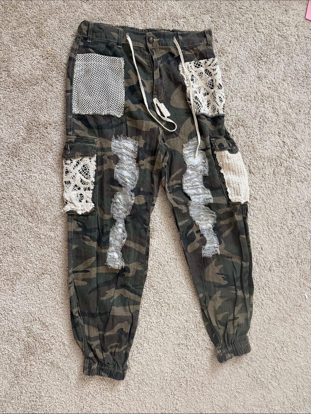 POL Girls' Camo Cargo Joggers with Cream Crochet Patches - Green